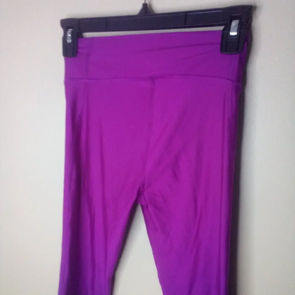 Under Armour Leggings XS Women Compression Heat Gear Active Athletic Purple Pink
